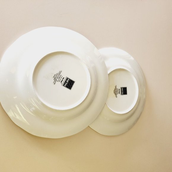 222 Fifth Fleur Rouge Dinner Plates 11” set of 2 Summer Botanical Lutece series - Picture 7 of 10